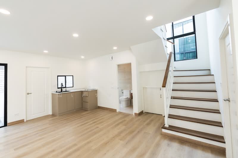 Pruksa Town Nexts Onnut - Rama 9, Bangkok, Chaloem Phrakiat Rama 9 Road, Prawet, Prawet, Bangkok, 3 Bedrooms, 164 sqm, Townhouse For Sale, by Tharnavee Tharnasetthadakul, 500190184 - DDproperty.com