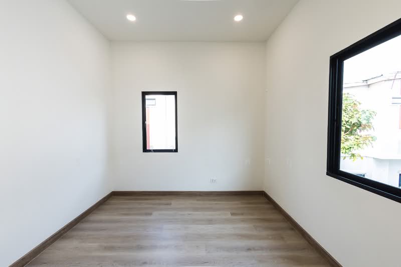 Pruksa Town Nexts Onnut - Rama 9, Bangkok, Chaloem Phrakiat Rama 9 Road, Prawet, Prawet, Bangkok, 3 Bedrooms, 164 sqm, Townhouse For Sale, by Tharnavee Tharnasetthadakul, 500190184 - DDproperty.com