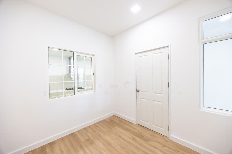 Golden Town Bangna-Suanluang, Bangkok, Kanchanapisek Road, Dok Mai, Prawet, Bangkok, 3 Bedrooms, 96 sqm, Townhouse For Sale, by Tharnavee Tharnasetthadakul, 500190194 - DDproperty.com