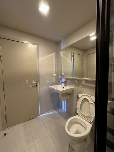 The Base Sukhumvit 50, Bangkok, Soi Roem Charoen 1, Sukhumvit 50 Road, Phra Kanong, Khlong Toei, Bangkok, 1 Bedroom, 32 sqm, Condo For Rent, by Suthipong Prucksalai, 500190196 - DDproperty.com