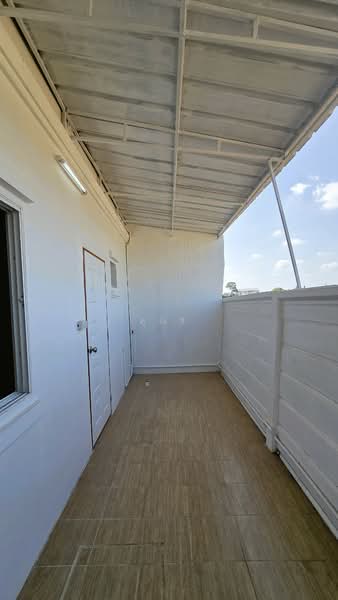 รีโนเวทใหม่ทั้งหลัง! ในราคาคุ้มค่า!! ขายทาวน์เฮ้าส์ 2 ชั้น 19 ตร.ว. หมู่บ้าน พฤกษา 41 กันตนา, นนทบุรี, บ้านใหม่, บางใหญ่, นนทบุรี, 120 ตร.ม., ทาวน์เฮ้าส์ ขาย, โดย คุณจี, 500190234 - DDproperty.com