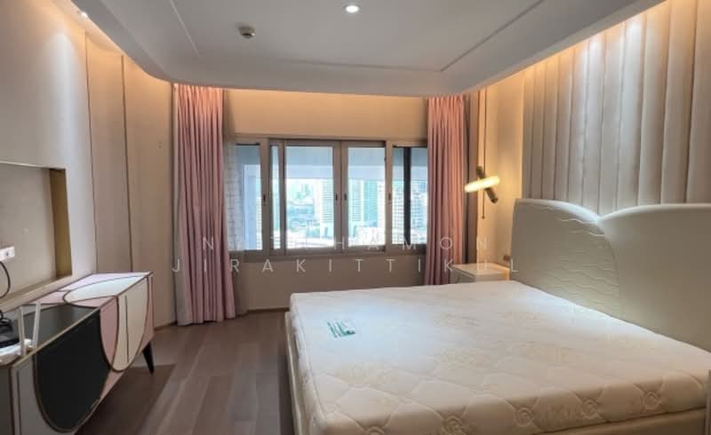 Le Raffine Sukhumvit 24, Bangkok, Soi Sukhumvit 24, Khong Tan, Khlong Toei, Bangkok, 3 Bedrooms, 371 sqm, Condo For Sale, by Natthamon Jirakittikul, 500190240 - DDproperty.com