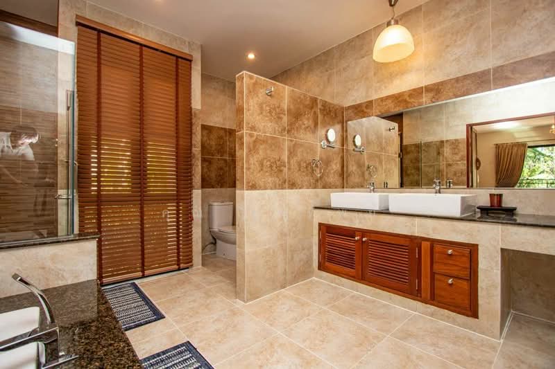 Discover Luxurious Living in Mae Rim Your Dream Home Awaits, Chiang Mai, Muang Kaeo, Mae Rim, Chiang Mai, 5 Bedrooms, 545 sqm, Villa For Sale, by คุณ รุ่งทิพย์, 500190242 - DDproperty.com