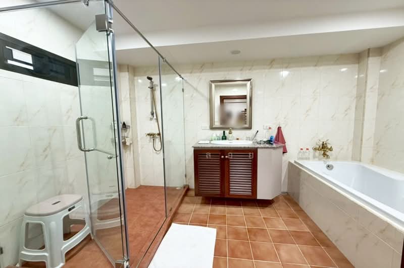 ขาย - Si Chaithong 3 : สี่ไชยทอง 3, นนทบุรี