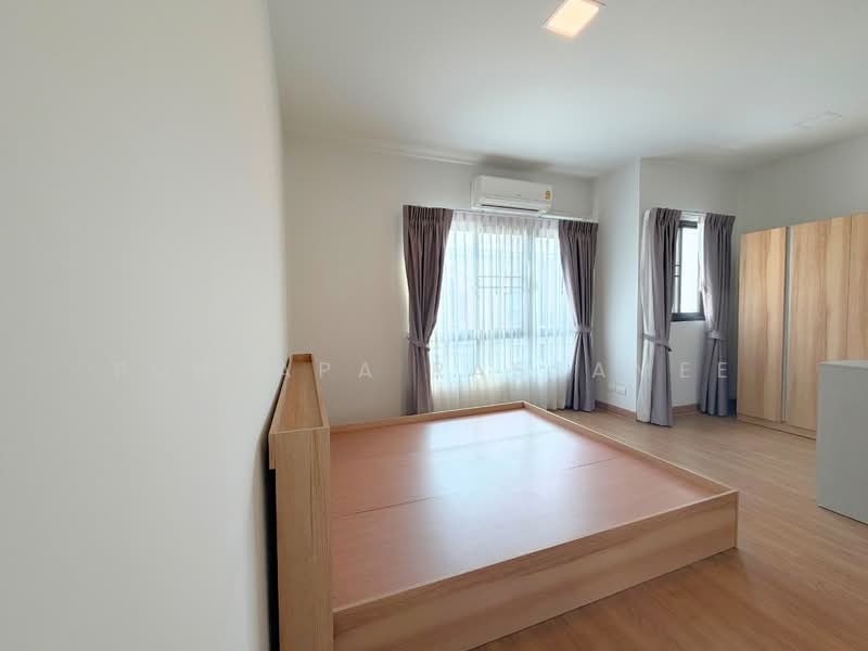 The Thamm Iconic Onnut-Motorway, Bangkok, 987 Soi Lat Krabang 3, Lat Krabang, Lat Krabang, Bangkok, 2 Bedrooms, 107 sqm, Townhouse For Sale, by Punpapa Rassamee, 500190271 - DDproperty.com