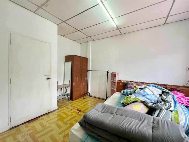 ศรีประจักษ์วิลล่า 2 : Sriprajak Villa 2, Bangkok, ถนนรามคำแหง, Rat Phatthana, Saphan Sung, Bangkok, 2 Bedrooms, 80 sqm, Townhouse For Sale, by คุณ สุดาวรรณ พลอยแดง (แอน), 500190301 - DDproperty.com