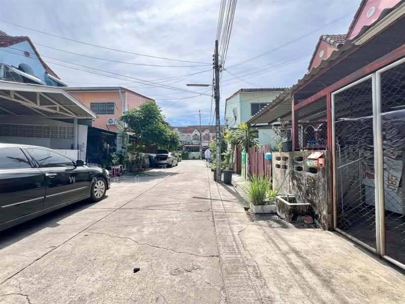 ศรีประจักษ์วิลล่า 2 : Sriprajak Villa 2, Bangkok, ถนนรามคำแหง, Rat Phatthana, Saphan Sung, Bangkok, 2 Bedrooms, 80 sqm, Townhouse For Sale, by คุณ สุดาวรรณ พลอยแดง (แอน), 500190301 - DDproperty.com