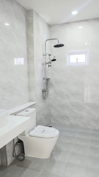 3 Bedroom House for Sale in Huay Yai Pattaya, Chon Buri (Pattaya), Bang Lamung, Bang Lamung (Pattaya), Chon Buri (Pattaya), 3 Bedrooms, 145 sqm, Single Detached House For Sale, by PLC real estate, 500190308 - DDproperty.com