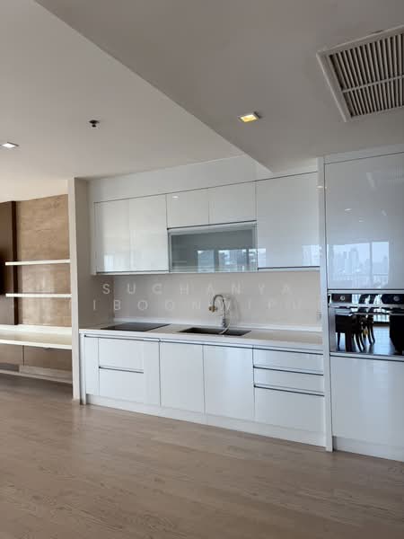 Noble Remix, Bangkok, 772 Soi Sukhumvit 36, Sukhumvit Road, Khong Tan, Khlong Toei, Bangkok, 3 Bedrooms, 183 sqm, Condo For Sale, by Suchanya Piboonwiput, 500190314 - DDproperty.com