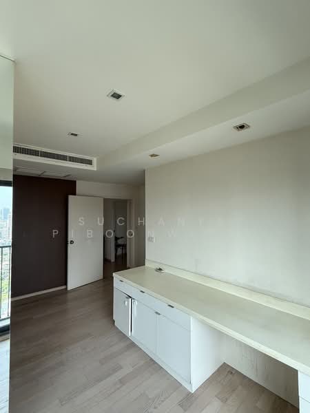 Noble Remix, Bangkok, 772 Soi Sukhumvit 36, Sukhumvit Road, Khong Tan, Khlong Toei, Bangkok, 3 Bedrooms, 183 sqm, Condo For Sale, by Suchanya Piboonwiput, 500190314 - DDproperty.com