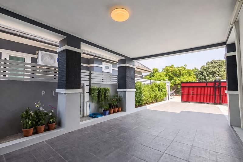 For Sale Pool Villa 3 Bedroom House in Chaiyapruek East Pattaya, Chon Buri (Pattaya), Bang Lamung, Bang Lamung (Pattaya), Chon Buri (Pattaya), 3 Bedrooms, 304 sqm, Villa For Sale, by PLC real estate, 500190350 - DDproperty.com