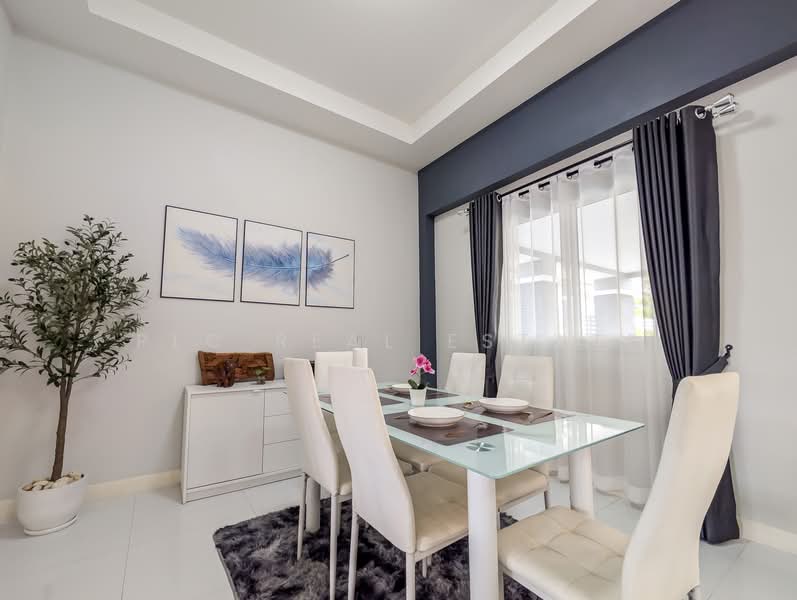 For Sale Pool Villa 3 Bedroom House in Chaiyapruek East Pattaya, Chon Buri (Pattaya), Bang Lamung, Bang Lamung (Pattaya), Chon Buri (Pattaya), 3 Bedrooms, 304 sqm, Villa For Sale, by PLC real estate, 500190350 - DDproperty.com