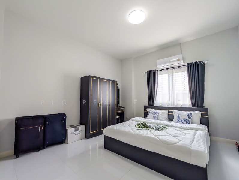 For Sale Pool Villa 3 Bedroom House in Chaiyapruek East Pattaya, Chon Buri (Pattaya), Bang Lamung, Bang Lamung (Pattaya), Chon Buri (Pattaya), 3 Bedrooms, 304 sqm, Villa For Sale, by PLC real estate, 500190350 - DDproperty.com