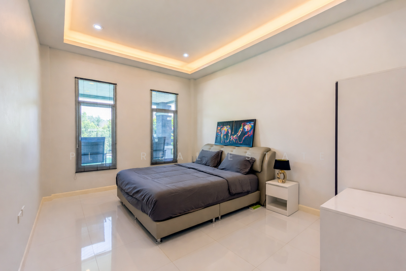 For Sale Pool Villa 3 Bedroom House in Chaiyapruek East Pattaya, Chon Buri (Pattaya), Bang Lamung, Bang Lamung (Pattaya), Chon Buri (Pattaya), 3 Bedrooms, 304 sqm, Villa For Sale, by PLC real estate, 500190350 - DDproperty.com
