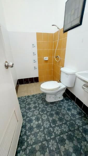 หมู่บ้านแฟมิลี่ทาวน์1 ชลบุรี (Family Town1), Chon Buri (Pattaya), Na Pa, Muang Chon Buri, Chon Buri (Pattaya), 4 Bedrooms, 120 sqm, Townhouse For Sale, by The Best Property อ้อ, 500190352 - DDproperty.com