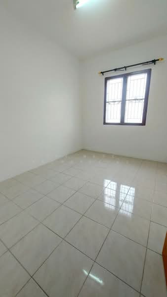 หมู่บ้านแฟมิลี่ทาวน์1 ชลบุรี (Family Town1), Chon Buri (Pattaya), Na Pa, Muang Chon Buri, Chon Buri (Pattaya), 4 Bedrooms, 120 sqm, Townhouse For Sale, by The Best Property อ้อ, 500190352 - DDproperty.com