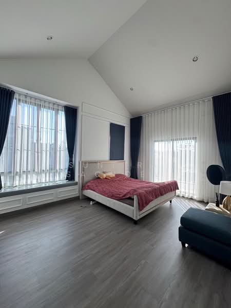 Saransiri Ramkhamhaeng, Bangkok, Khlong Song Ton Nun, Lat Krabang, Bangkok, 3 Bedrooms, 184 sqm, Single Detached House For Rent, by Sunitra Sachdev, 500190368 - DDproperty.com