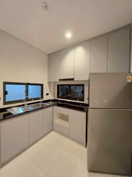 Bangkok Boulevard Bangna KM.5, Samut Prakan, Bang Na-Trat 37 Alley, Bang Kaeo, Bang Plee, Samut Prakan, 4 Bedrooms, 237 sqm, Single Detached House For Rent, by ณภัทร พรสิริเมธากุล, 500190378 - DDproperty.com