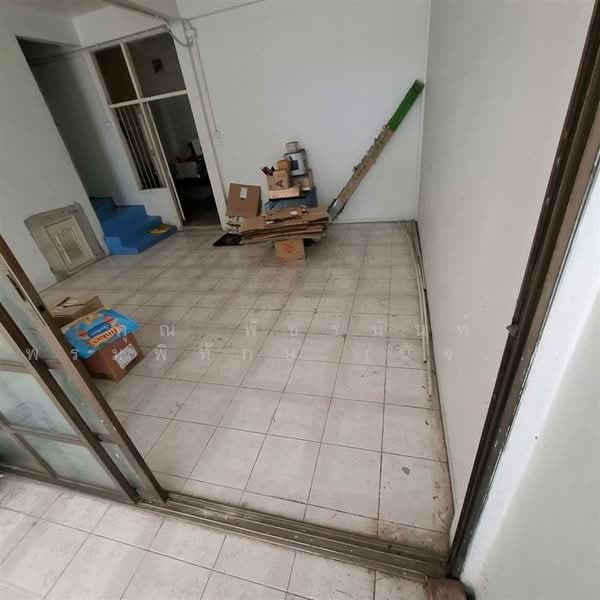 ทาวน์เฮ้าส์ 3 ชั้น 17 ตร.ว. ทาวน์เฮ้าส์ ซอยแจ้งวัฒนะ4 แยก7 ถนนแจ้งวัฒนะ, Bangkok, ถนนแจ้งวัฒนะ, Anusaowari, Bang Khen, Bangkok, 2 Bedrooms, 100 sqm, Townhouse For Sale, by คุณ พัชรนันท์ พรมพิทักษ์ (นัจข์), 500190436 - DDproperty.com