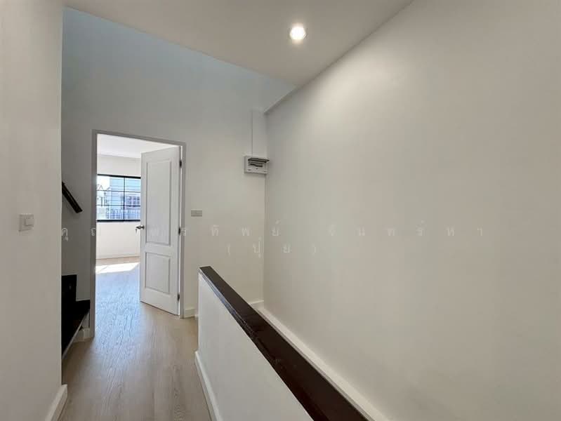 หมู่บ้านบุษราคัมริมน้ำ บรมราชชนนี9, Bangkok, ถนนบรมราชชชนนี, Arun Amarin, Bangkok Noi, Bangkok, 2 Bedrooms, 90 sqm, Townhouse For Sale, by คุณ พรทิพย์ จันทร์หา (ปุ๋ย), 500190470 - DDproperty.com