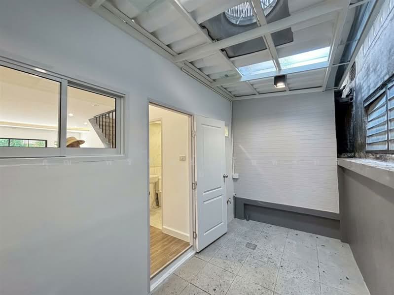 หมู่บ้านบุษราคัมริมน้ำ บรมราชชนนี9, Bangkok, ถนนบรมราชชชนนี, Arun Amarin, Bangkok Noi, Bangkok, 2 Bedrooms, 90 sqm, Townhouse For Sale, by คุณ พรทิพย์ จันทร์หา (ปุ๋ย), 500190470 - DDproperty.com