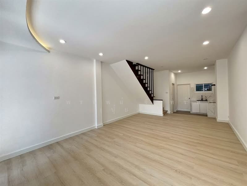 หมู่บ้านบุษราคัมริมน้ำ บรมราชชนนี9, Bangkok, ถนนบรมราชชชนนี, Arun Amarin, Bangkok Noi, Bangkok, 2 Bedrooms, 90 sqm, Townhouse For Sale, by คุณ พรทิพย์ จันทร์หา (ปุ๋ย), 500190470 - DDproperty.com