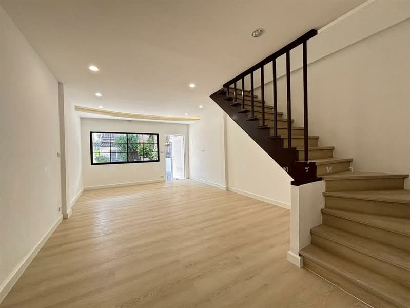 ขาย - หมู่บ้านบุษราคัมริมน้ำ บรมราชชนนี9, กรุงเทพ