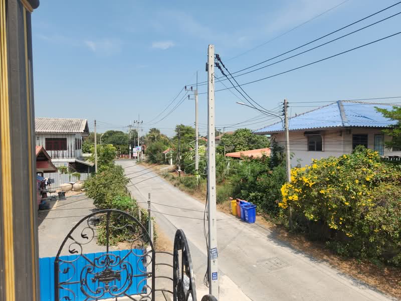 ขายบ้านดีไซน์ยุโรป ตำบลธนู อำเภออุทัย จังหวัดพระนครศรีอยุธยา ใกล้วัดสะแกเพียง 500 เมตร, Phra Nakhon Si Ayutthaya, หัวลานดอนพุทรา 18, Tha-nu, Uthai, Phra Nakhon Si Ayutthaya, 2 Bedrooms, 120 sqm, Single Detached House For Sale, by คุณเอ็มมี่, 500190486 - DDproperty.com