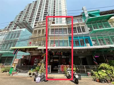 ขาย - อาคารพาณิชย์ 3.5 ชั้น 12 ตร.ว. อาคารพาณิชย์ ใกล้รถไฟฟ้า BTS สะพานควาย ถนนพหลโยธิน, กรุงเทพ