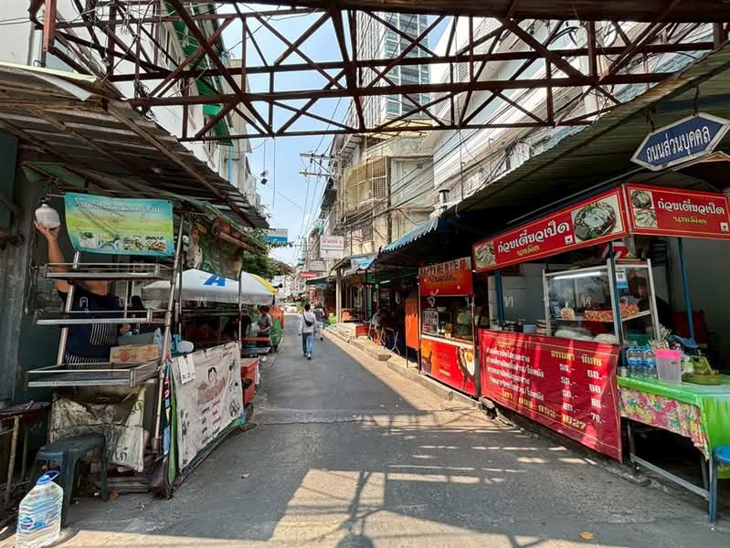 อาคารพาณิชย์ 3.5 ชั้น 12 ตร.ว. อาคารพาณิชย์ ใกล้รถไฟฟ้า BTS สะพานควาย ถนนพหลโยธิน, กรุงเทพ, ถนนพหลโยธิน, พญาไท, พญาไท, กรุงเทพ, 70 ตร.ม., ตึกแถว-อาคารพาณิชย์ ขาย, โดย คุณ พรทิพย์ จันทร์หา (ปุ๋ย), 500190503 - DDproperty.com