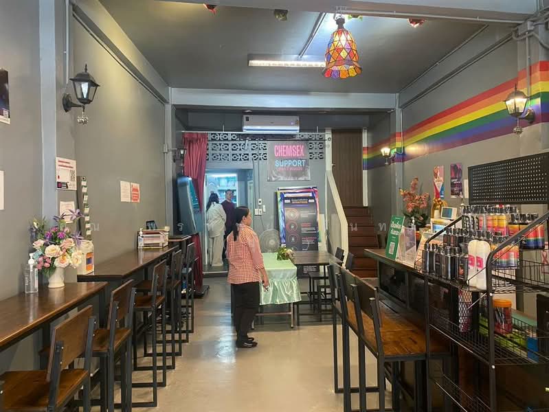 อาคารพาณิชย์ 3.5 ชั้น 12 ตร.ว. อาคารพาณิชย์ ใกล้รถไฟฟ้า BTS สะพานควาย ถนนพหลโยธิน, Bangkok, ถนนพหลโยธิน, Phaya Thai, Phaya Thai, Bangkok, , 70 sqm, Shophouse For Sale, by คุณ พรทิพย์ จันทร์หา (ปุ๋ย), 500190503 - DDproperty.com