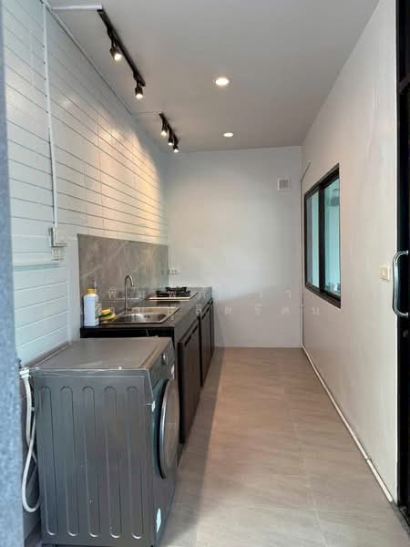 Areeya Mandarina Sukhumvit 77, Bangkok, Sukhumvit 77 Road (On Nut), Suan Luang, Suan Luang, Bangkok, 3 Bedrooms, 198 sqm, Townhouse For Rent, by พิมพ์ภัทรา แจ่มอุลิตรัตน, 500190556 - DDproperty.com