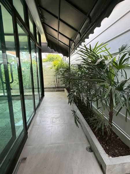 Areeya Mandarina Sukhumvit 77 : อารียา แมนดารีนา สุขุมวิท 77, กรุงเทพ, ถนนสุขุมวิท 77 (อ่อนนุช), สวนหลวง, สวนหลวง, กรุงเทพ, 198 ตร.ม., ทาวน์เฮ้าส์ ให้เช่า, โดย พิมพ์ภัทรา แจ่มอุลิตรัตน, 500190556 - DDproperty.com