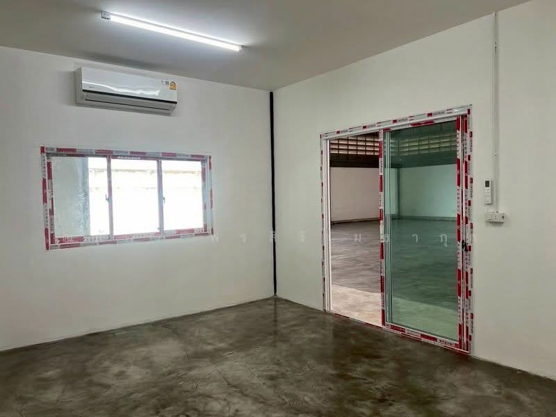 ไทรน้อย, Nonthaburi, Khlong Khwang, Sai Noi, Nonthaburi, , 530 sqm, Warehouse/Factory For Rent, by ณภัทร พรสิริเมธากุล, 500190568 - DDproperty.com