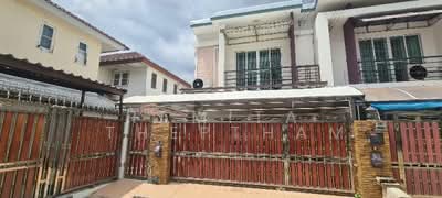 ขาย - ทาวน์เฮ้าส์ 3-ห้องนอน, กรุงเทพ