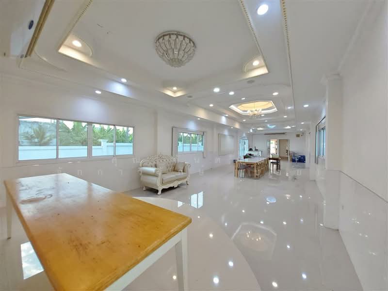 บ้านเดี่ยว 2 ชั้น 1 ไร่ 24 ตร.ว. บ้านเดี่ยว ใกล้การไฟฟ้าส่วนภูมิภาคจังหวัดสมุทรสาคร, Samut Sakhon, ถนนสมุทรสาคร3011, Rak Sam, Ban Phaeo, Samut Sakhon, 5 Bedrooms, 700 sqm, Single Detached House For Sale, by คุณ กันตภณ จักกาวิรักษ์ (บอย), 500190607 - DDproperty.com