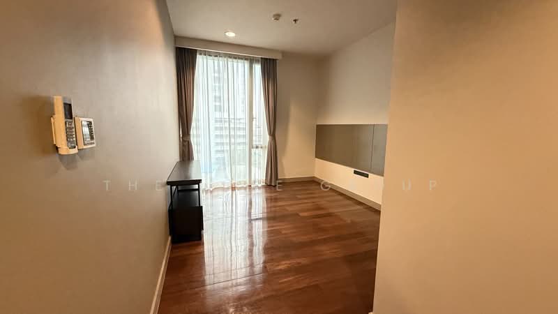 Piya Residence, Bangkok, Soi Sukhumvit 28-30, Khong Tan, Khlong Toei, Bangkok, 3 Bedrooms, 162 sqm, Condo For Rent, by The Luxe Group, 500190638 - DDproperty.com