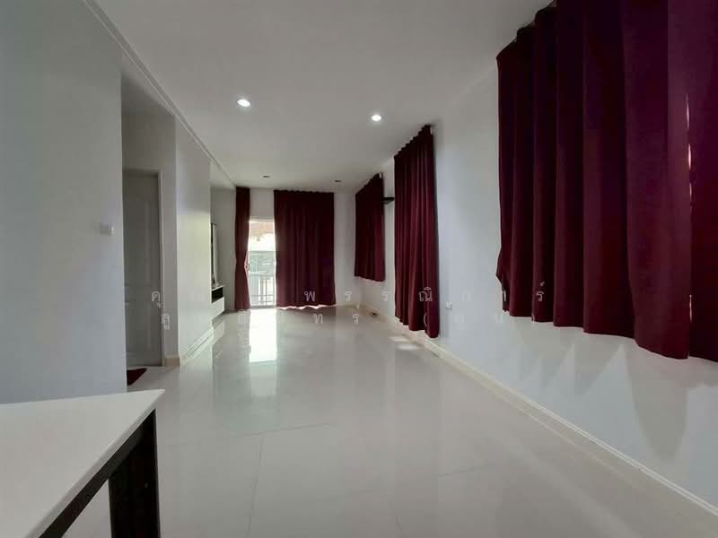 I Leaf Town 2 Rama 2 km 18, Samut Sakhon, Rama 2 Pantainorasingh, Phanthai Norasing, Muang Samut Sakhon, Samut Sakhon, 4 Bedrooms, 110 sqm, Townhouse For Sale, by คุณ สุพรรณิการ์ ลูกอินทร์ (ตูน), 500190649 - DDproperty.com