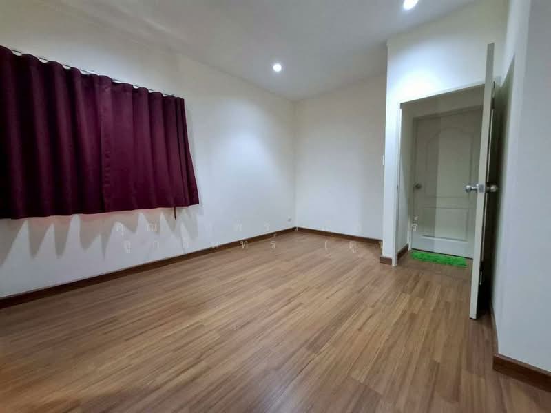 I Leaf Town 2 Rama 2 km 18, Samut Sakhon, Rama 2 Pantainorasingh, Phanthai Norasing, Muang Samut Sakhon, Samut Sakhon, 4 Bedrooms, 110 sqm, Townhouse For Sale, by คุณ สุพรรณิการ์ ลูกอินทร์ (ตูน), 500190649 - DDproperty.com