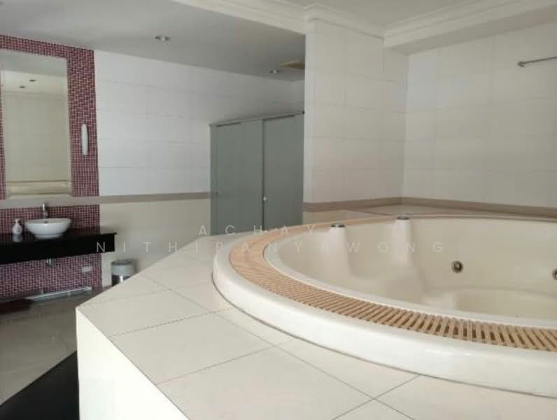 Citi Smart Sukhumvit 18, Bangkok, 366 Soi Sukhumvit 18, Sukhumvit Road, Khlong Toei, Khlong Toei, Bangkok, 1 Bedroom, 40 sqm, Condo For Rent, by Achaya Nithipanyawong, 500190677 - DDproperty.com