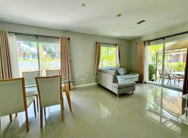 บ้านสวยในโครงการ ให้เช่า – ใกล้มีโชคพลาซ่า เพียง 5 นาที ค่าเช่า 30,000 บาท / เดือน รหัสทรัพย์ : No.5, Chiang Mai, San Sai Noi, San Sai, Chiang Mai, 3 Bedrooms, 150 sqm, Single Detached House For Rent, by Rutchaporn Tunsiri, 500190734 - DDproperty.com