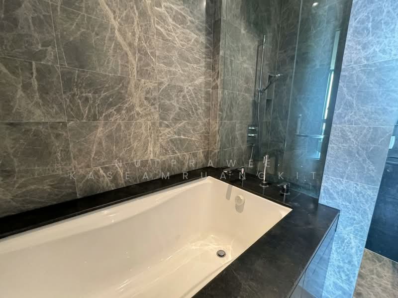 28 Chidlom, Bangkok, 28 Chit Lom Alley, Lumphini, Pathum Wan, Bangkok, 3 Bedrooms, 127 sqm, Condo For Rent, by Nutprawee Kaseamruangkit, 500190738 - DDproperty.com