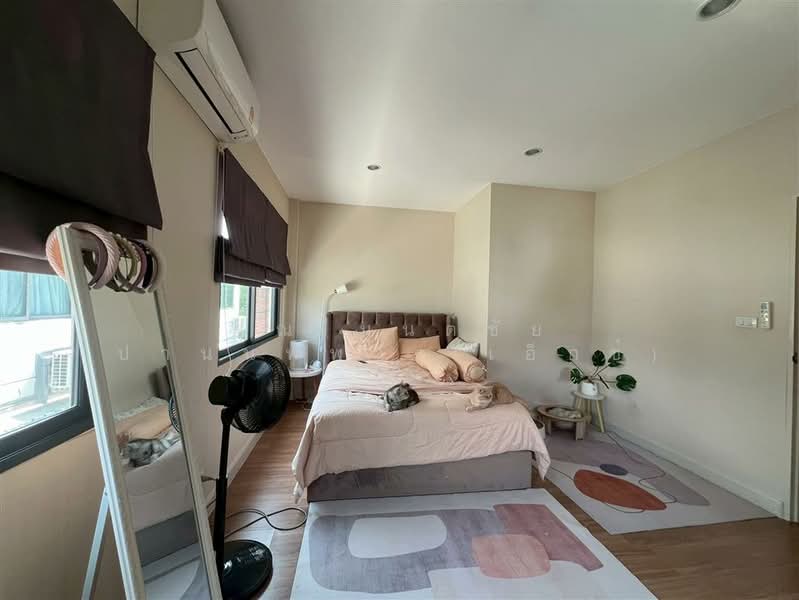 V Compound Ratchaphruek-Pinklao, Nonthaburi, Soi Suan Phak 32, Mahasawat, Bang Kruai, Nonthaburi, 2 Bedrooms, 120 sqm, Townhouse For Sale, by คุณ มนต์ชัย ปานนพพา (เอ็กซ์), 500190739 - DDproperty.com