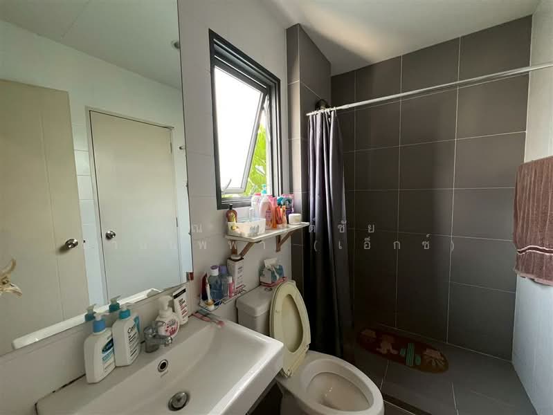 V Compound Ratchaphruek-Pinklao, Nonthaburi, Soi Suan Phak 32, Mahasawat, Bang Kruai, Nonthaburi, 2 Bedrooms, 120 sqm, Townhouse For Sale, by คุณ มนต์ชัย ปานนพพา (เอ็กซ์), 500190739 - DDproperty.com