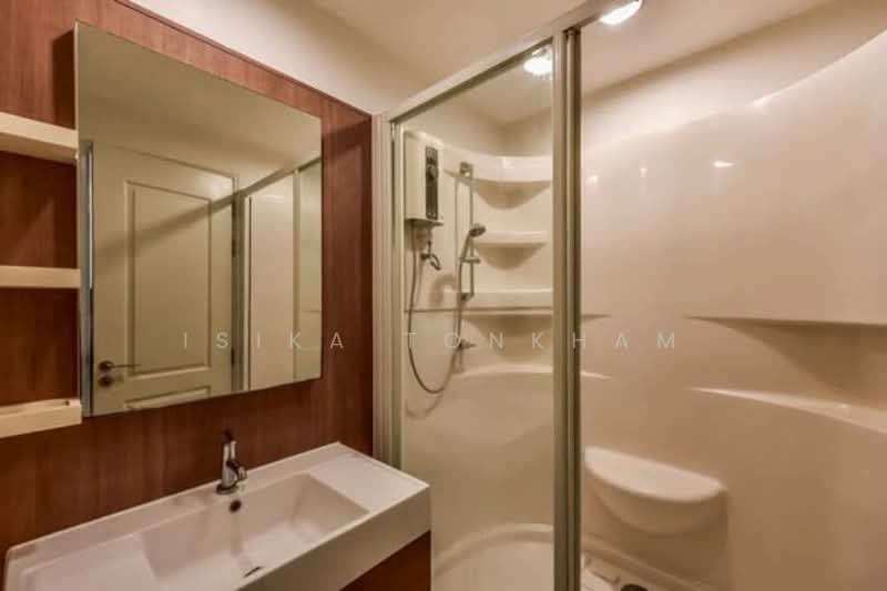 Q House Condo Sathorn, Bangkok, Thonburi Road, Khlong Ton Sai, Khlong San, Bangkok, 2 Bedrooms, 65 sqm, Condo For Rent, by Isika Tonkham, 500190752 - DDproperty.com