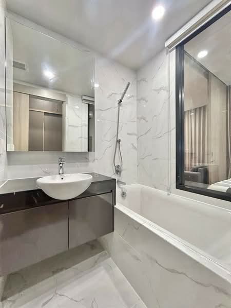 Cloud Thonglor-Phetchaburi, Bangkok, 1986 New Petchaburi Road, Bang Kapi, Huai Khwang, Bangkok, 1 Bedroom, 33 sqm, Condo For Rent, by Tanakrit Chotbuddkayan, 500190796 - DDproperty.com