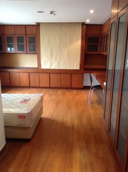 Las Colinas, Bangkok, Sukhumvit 21 Road, Khlongtoei Nua, Watthana, Bangkok, 2 Bedrooms, 185 sqm, Condo For Sale, by Tanakrit Chotbuddkayan, 500190849 - DDproperty.com