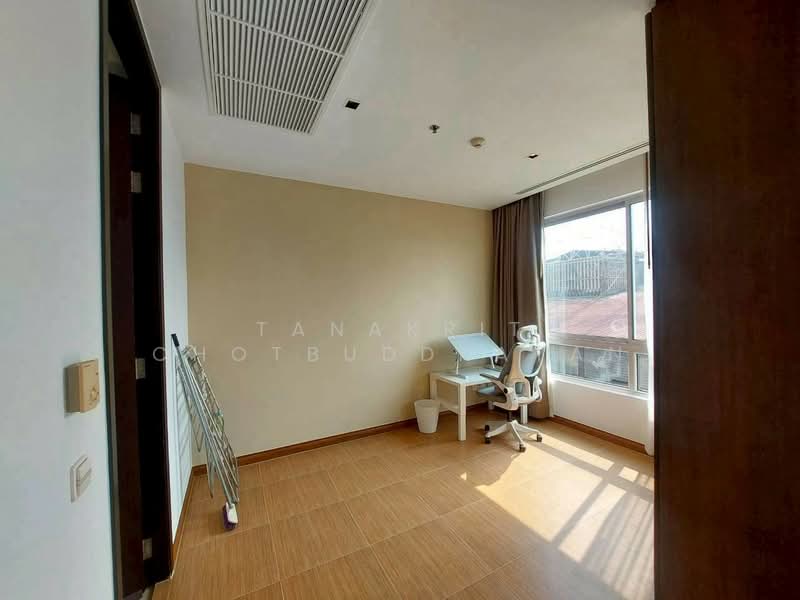 The Lofts Yennakart, Bangkok, 366 ์Soi Nang Linchi Yenakat Road, Chong Nonsi, Yan Nawa, Bangkok, 2 Bedrooms, 68 sqm, Condo For Rent, by Tanakrit Chotbuddkayan, 500190853 - DDproperty.com