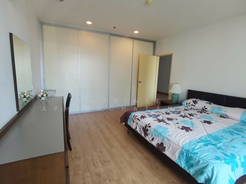 Silom Grand Terrace : สีลม แกรนด์ เทอเรส, กรุงเทพ, ซอยศาลาแดง 2 ถนนศาลาแดง, สีลม, บางรัก, กรุงเทพ, 120 ตร.ม., คอนโด ให้เช่า, โดย Natrinee Aphirachatanon, 500190890 - DDproperty.com