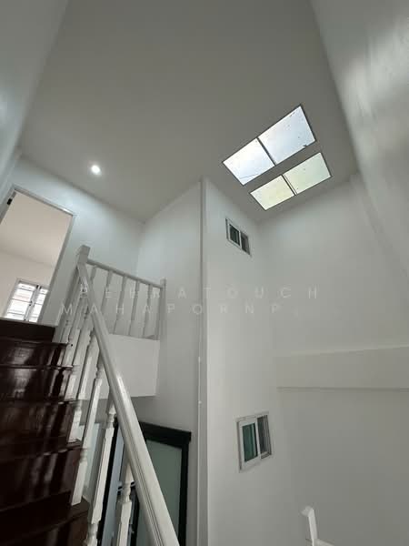 หมู่บ้านศุภาวัฒน์, Pathum Thani, บ้านกลาง 2/6 ซอย 4, Ban Klang, Muang Pathum Thani, Pathum Thani, 3 Bedrooms, 180 sqm, Townhouse For Sale, by Peeratouch Mahapornpaisarn, 500190934 - DDproperty.com